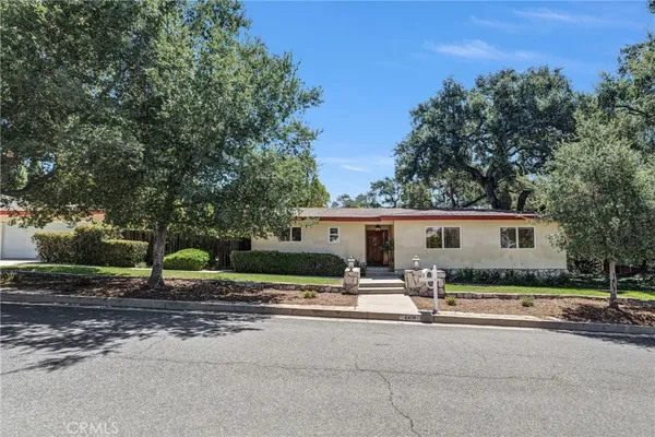 $1,799,000 | 4408 Union Avenue, La Canada Flintridge, CA 91011