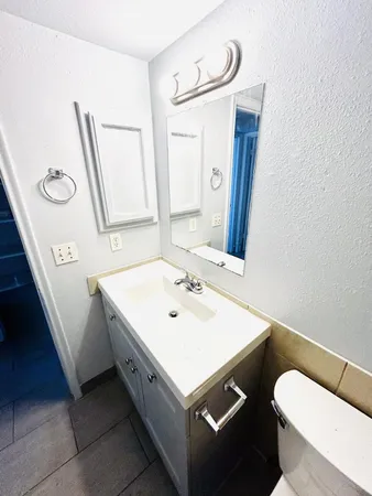 $995 | 20 West Southern Avenue, Unit A, Mesa, AZ 85210