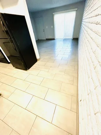 $995 | 20 West Southern Avenue, Unit A, Mesa, AZ 85210