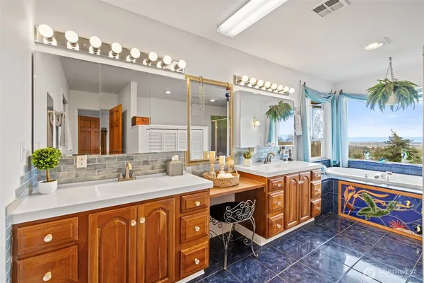 $1,350,000 | 152 Hosler Drive, Sequim, WA 98382