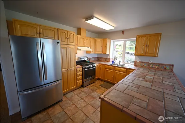 $1,350,000 | 152 Hosler Drive, Sequim, WA 98382