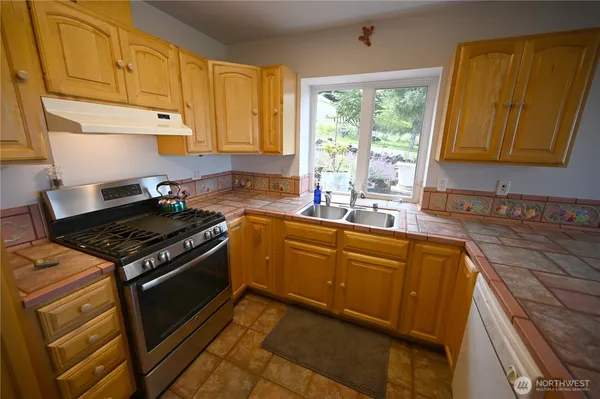 $1,350,000 | 152 Hosler Drive, Sequim, WA 98382