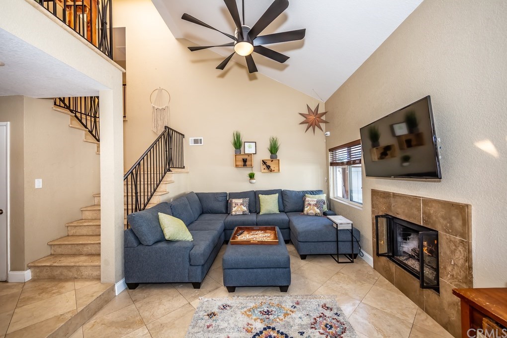 2398 Elden Avenue, Unit A Costa Mesa, CA 92627 - Photo 14 of 23