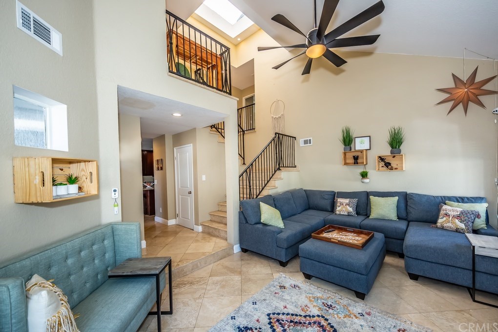 2398 Elden Avenue, Unit A Costa Mesa, CA 92627 - Photo 15 of 23