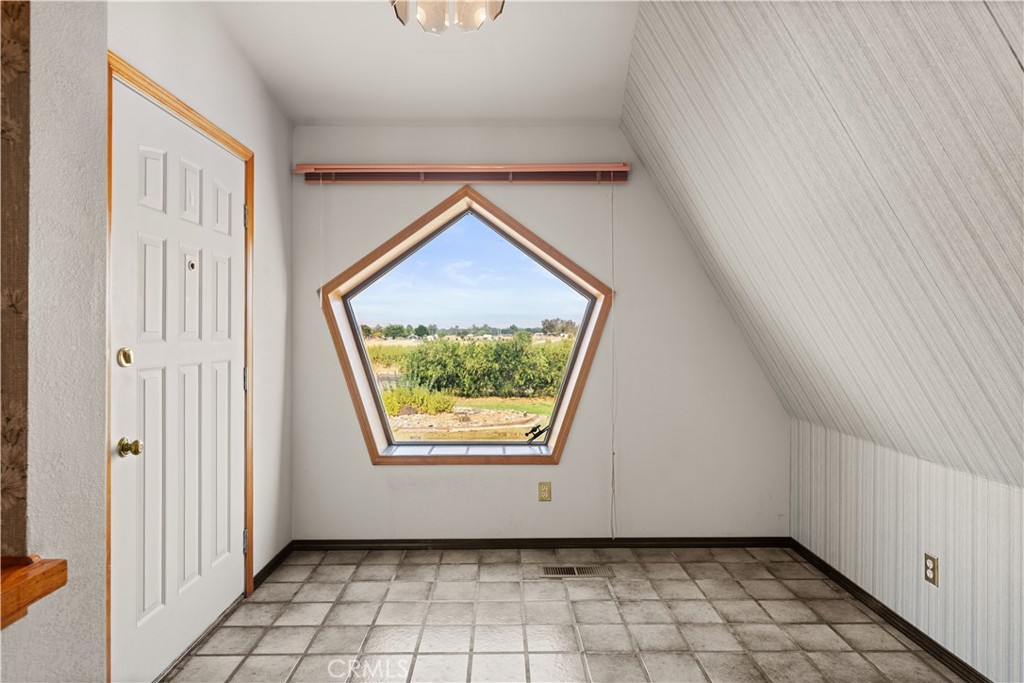 4345 Hall Road Corning, CA 96021 - Photo 3 of 52 an empty room with windows