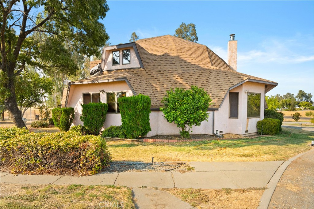 4345 Hall Road Corning, CA 96021 - Photo 33 of 52 a view of a house with a swimming pool