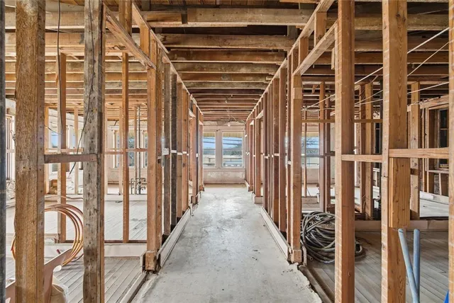 $625,000 | 220 East Blackjack Street, Dublin, TX 76446