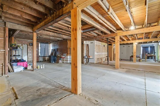 $625,000 | 220 East Blackjack Street, Dublin, TX 76446