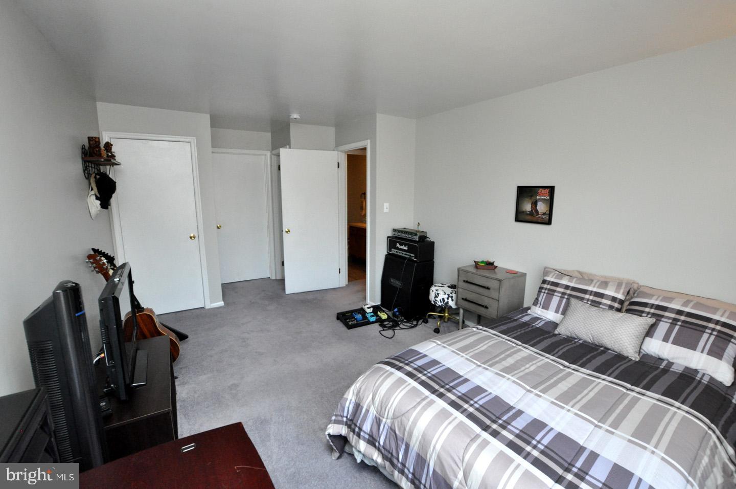 912 Rabbit Run Road Evesham, NJ 08053 - Photo 14 of 24