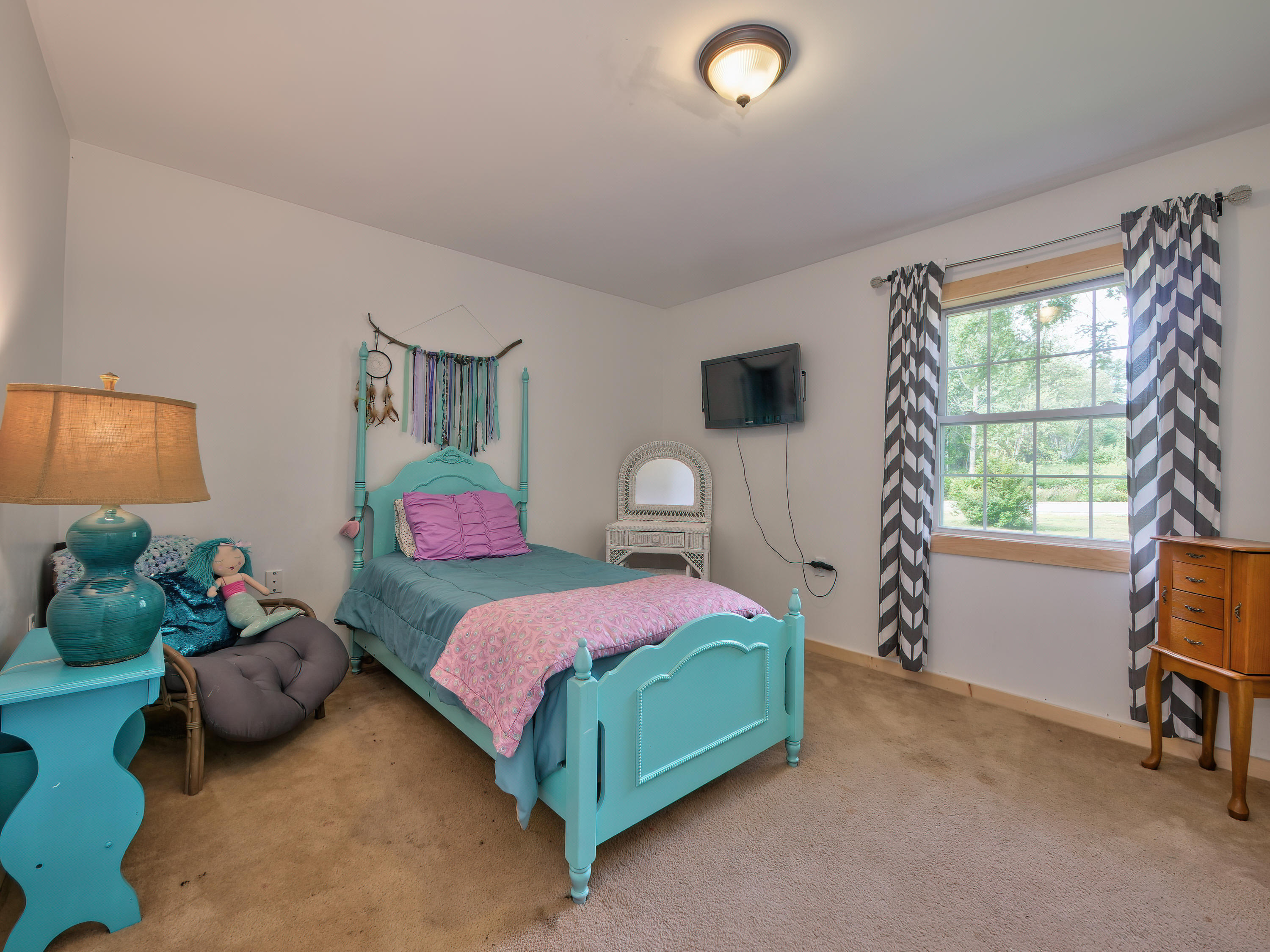 336 Point Road Ellsworth, ME 04605 - Photo 23 of 32 Bedroom #3