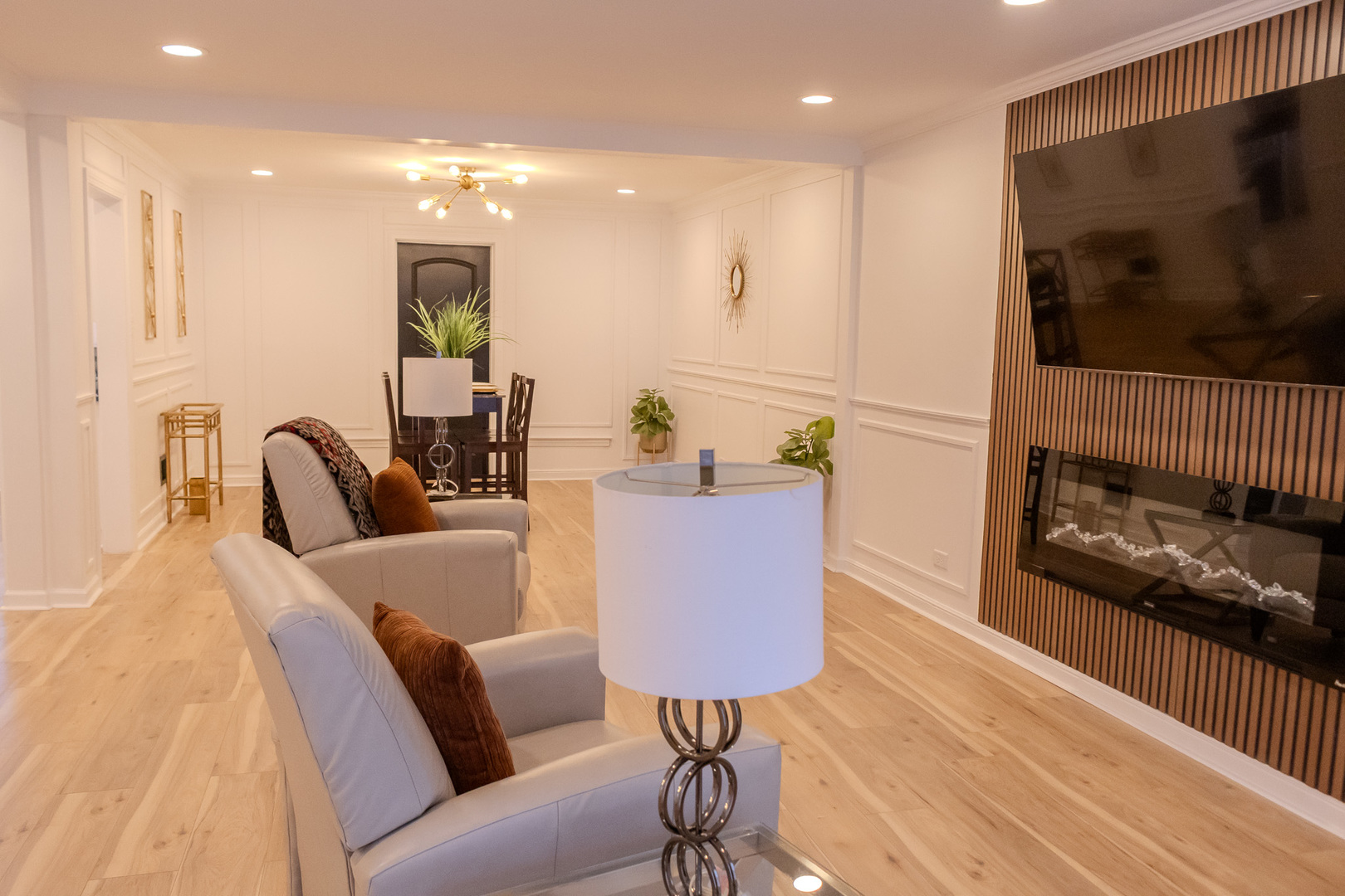 9237 South Justine Street Chicago, IL 60620 - Photo 4 of 35