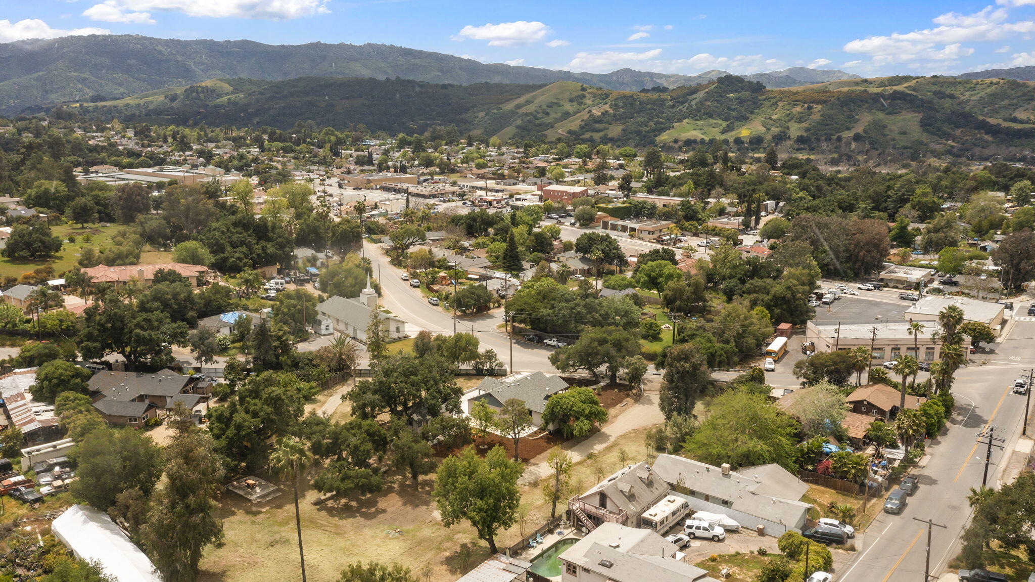 350 Old Grade Road Oak View, CA 93022 - Photo 58 of 59 a view of a city with mountains in the background