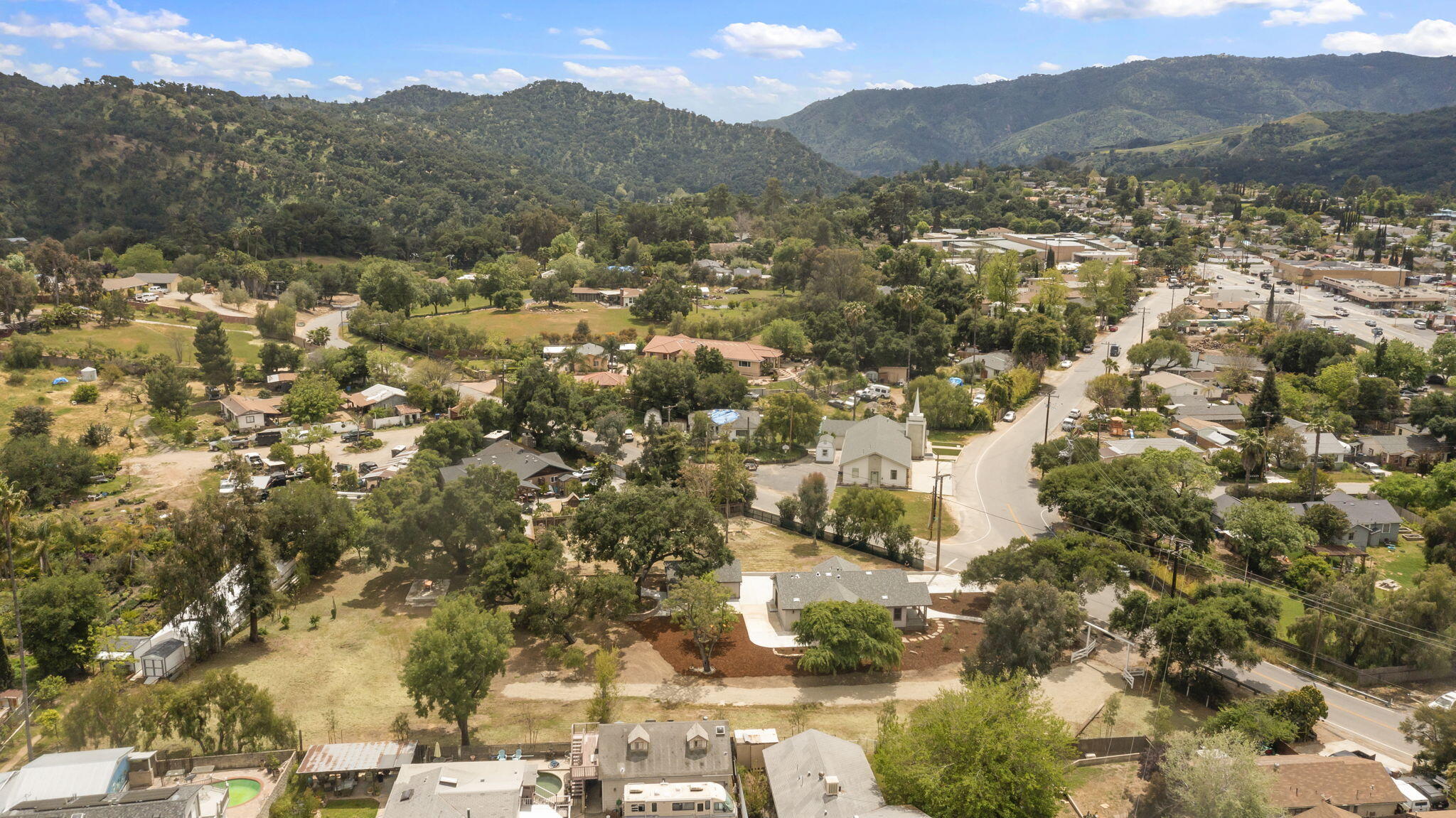 350 Old Grade Road Oak View, CA 93022 - Photo 59 of 59 a view of a city with mountain