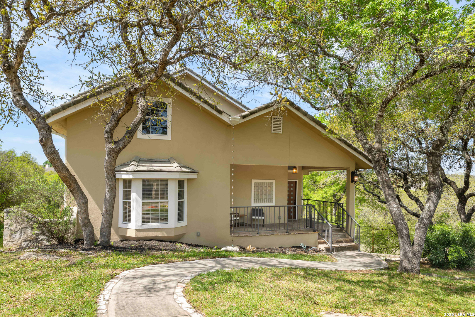 11 Falls View Boerne, TX 78015 - Photo 2 of 35