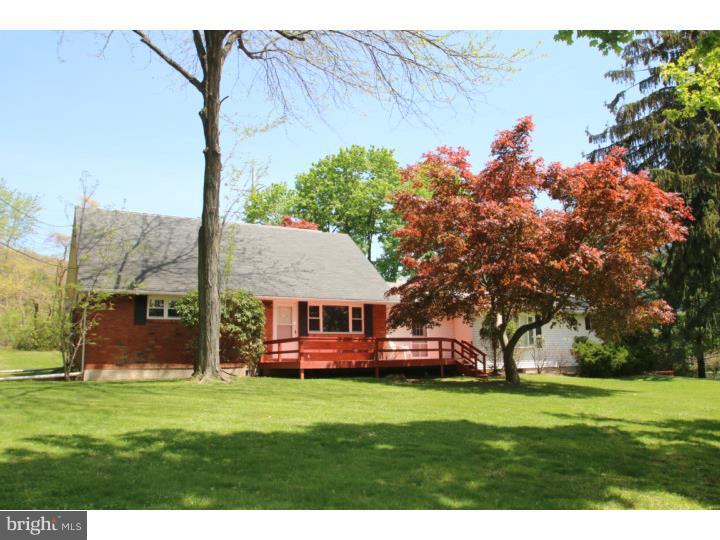 1541 East Raders Lane Bethlehem, PA 18015 - Photo 1 of 25 Gallery Image 1