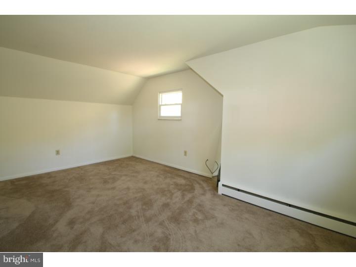 1541 East Raders Lane Bethlehem, PA 18015 - Photo 12 of 25 Gallery Image 12