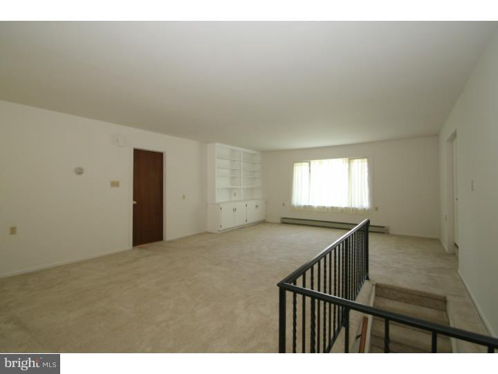 1541 East Raders Lane Bethlehem, PA 18015 - Photo 14 of 25 Gallery Image 14