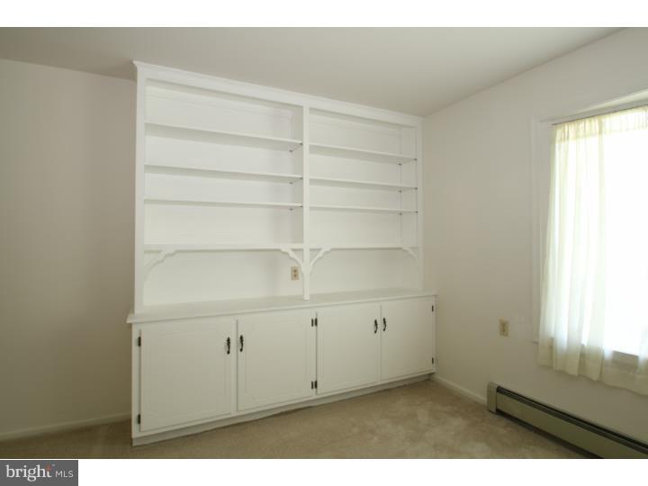 1541 East Raders Lane Bethlehem, PA 18015 - Photo 16 of 25 Gallery Image 16