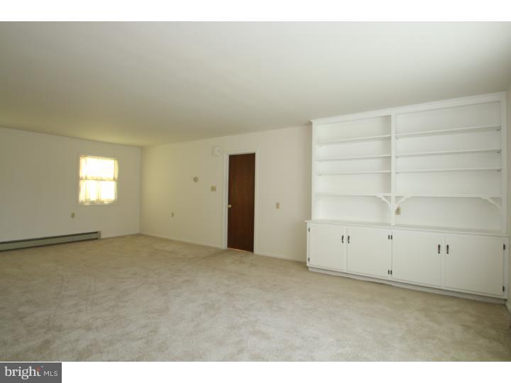 1541 East Raders Lane Bethlehem, PA 18015 - Photo 17 of 25 Gallery Image 17