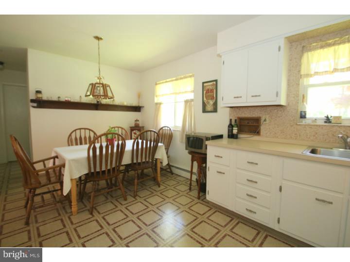 1541 East Raders Lane Bethlehem, PA 18015 - Photo 4 of 25 Gallery Image 4
