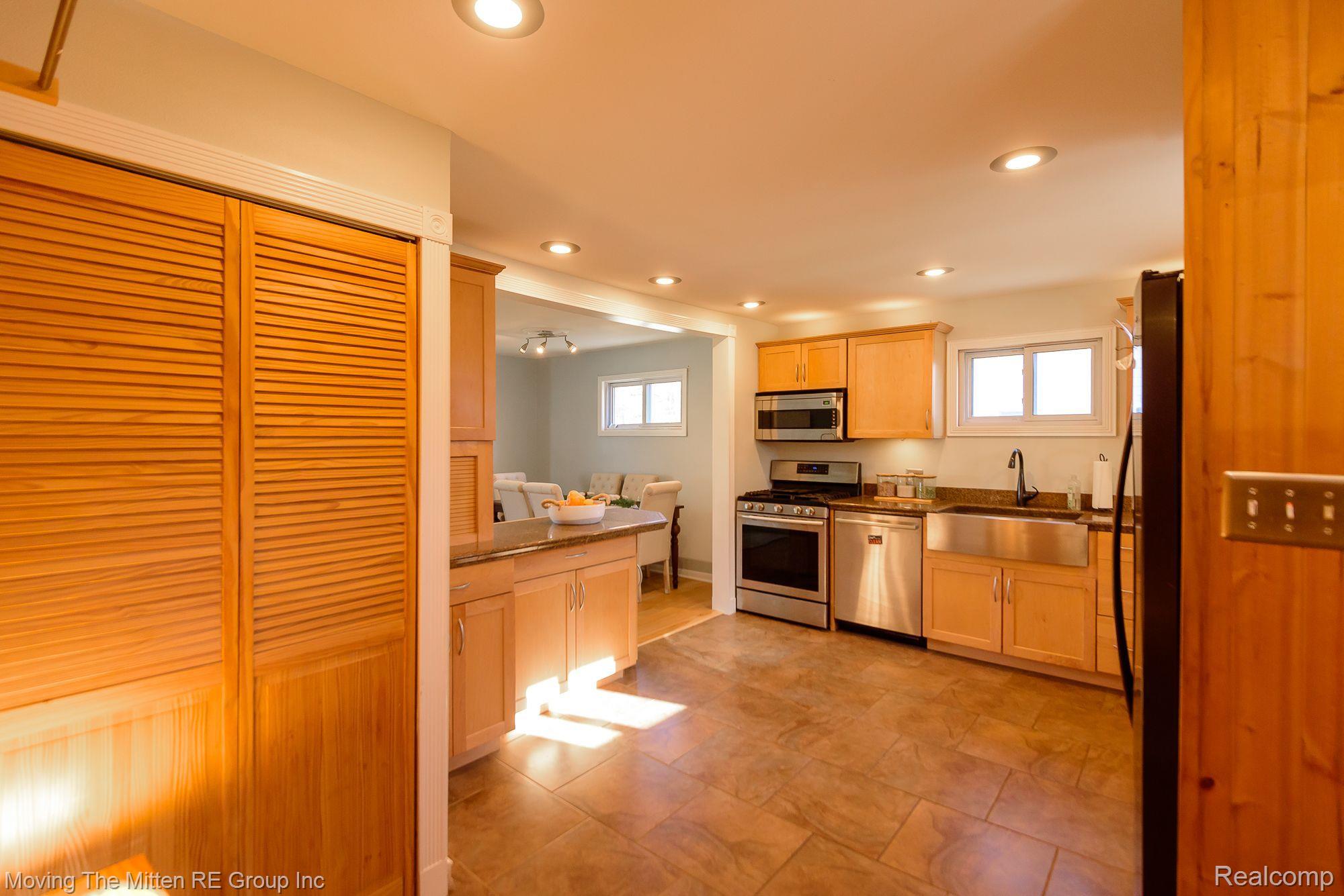 48631 Willis Road Belleville, MI 48111 - Photo 15 of 46 Gallery Image 15