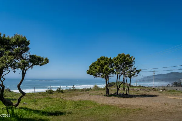 $289,000 | 107 Northeast Beverly Drive, Newport, OR 97365
