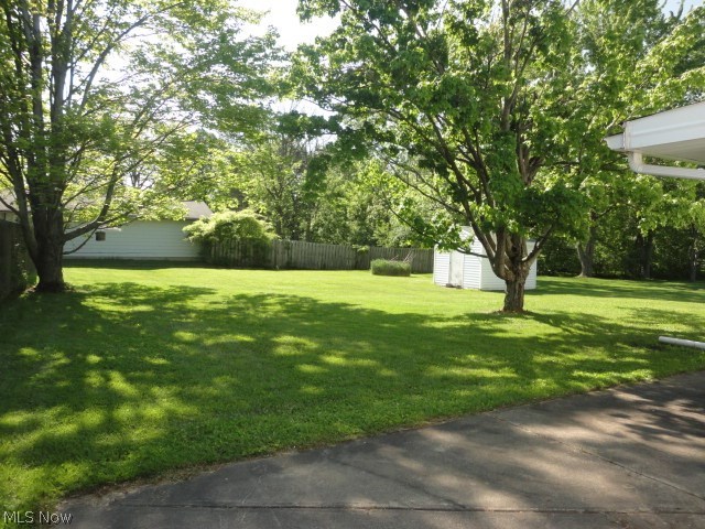 16980 Howe Road Strongsville, OH 44136 - Photo 2 of 25
