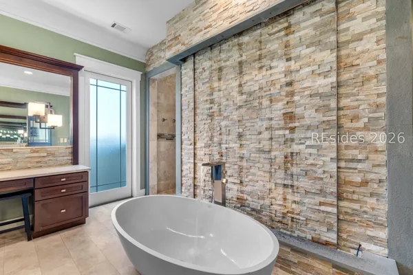$1,775,000 | 7 Normandy Circle, Bluffton, SC 29910