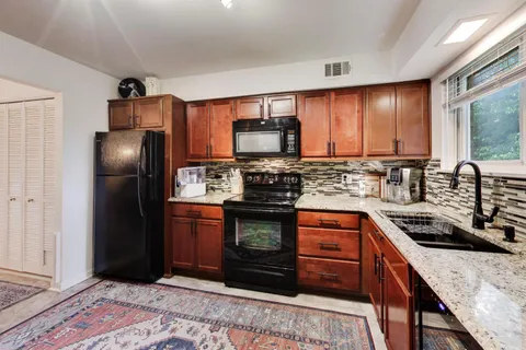 $225,000 | 900 South Plum Grove Road, Unit 216, Palatine, IL 60067