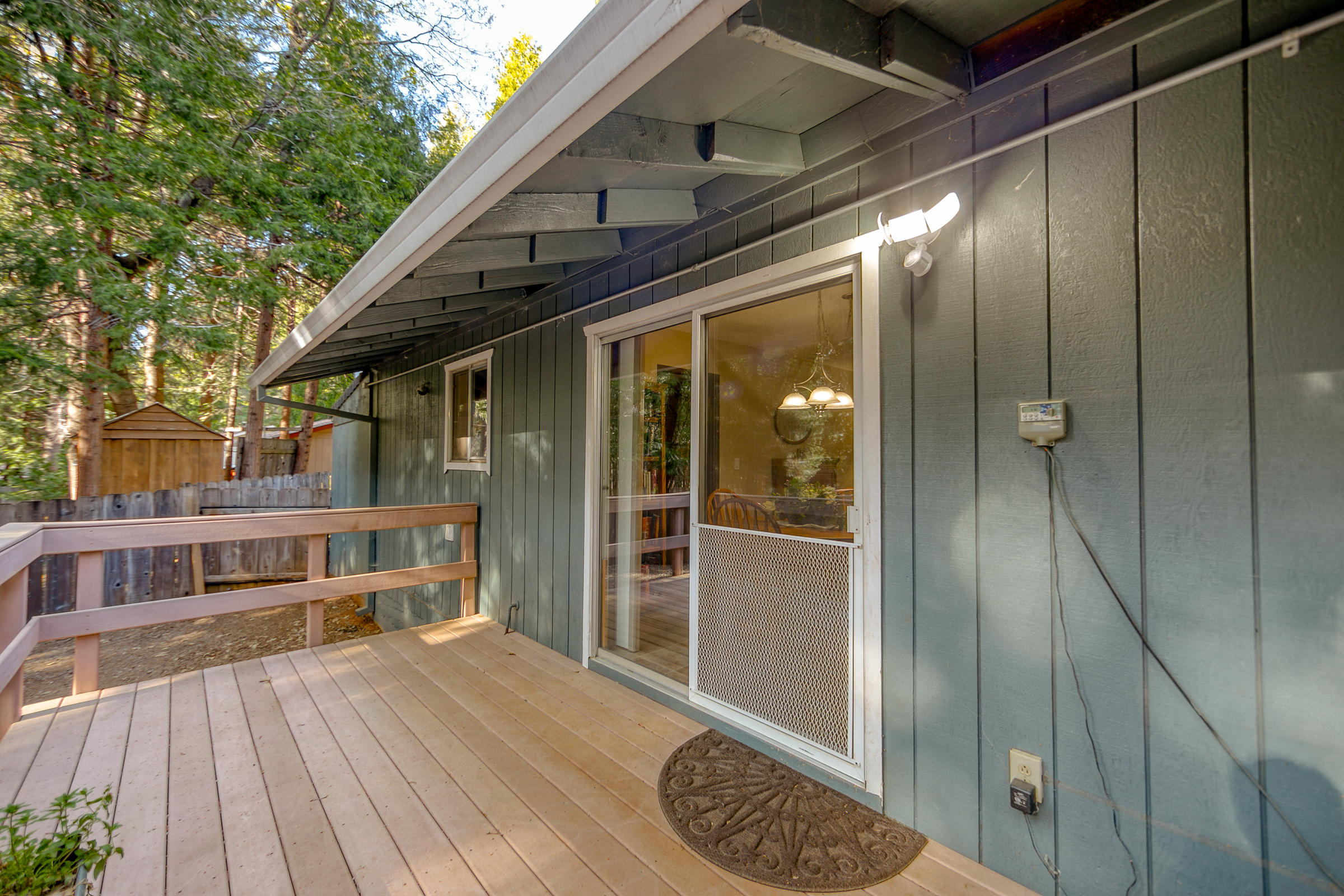 8457 Starlite Pines Road Shingletown, CA 96088 - Photo 20 of 28 Back Deck