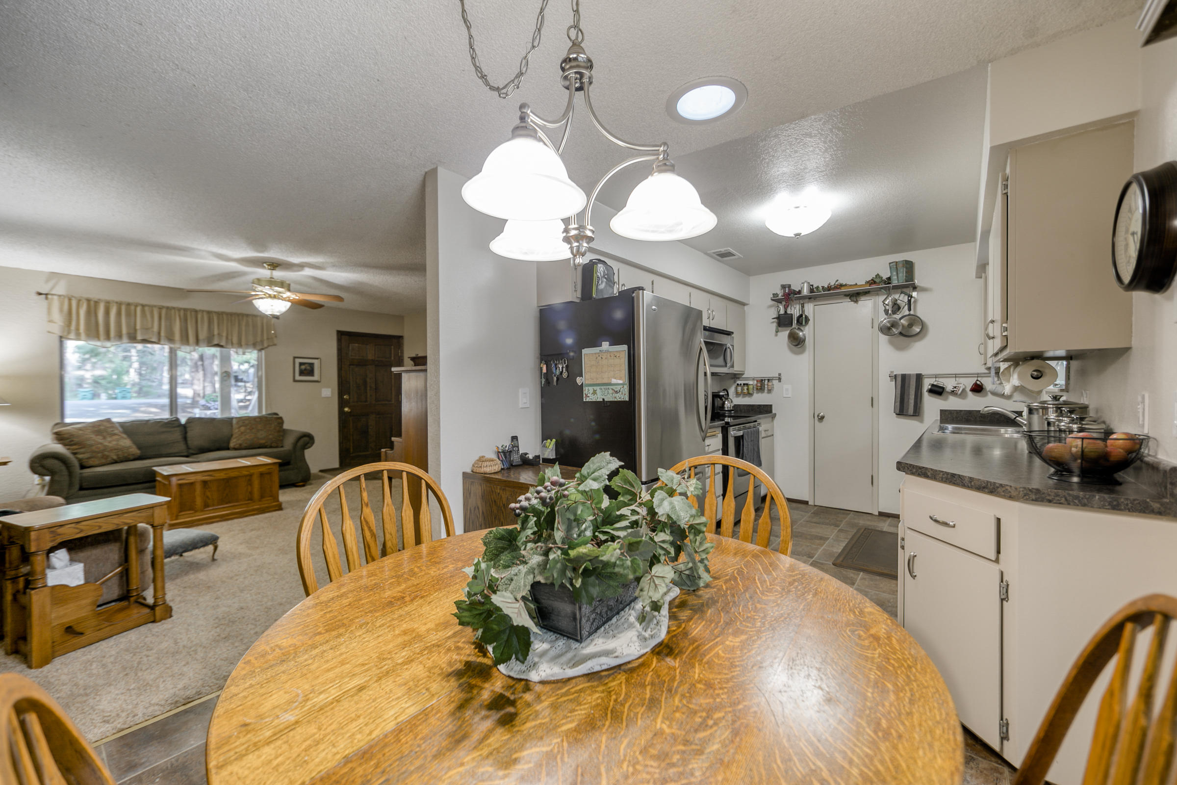 8457 Starlite Pines Road Shingletown, CA 96088 - Photo 5 of 28 Dining Area