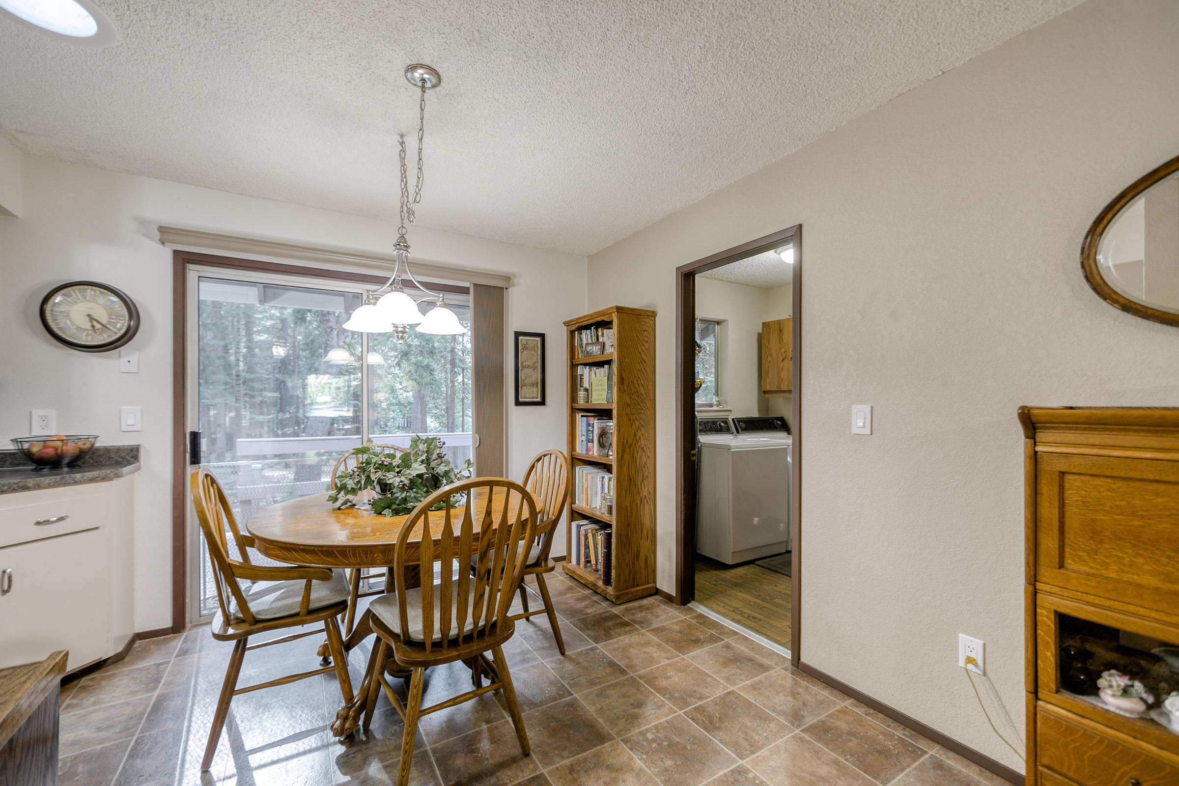 8457 Starlite Pines Road Shingletown, CA 96088 - Photo 6 of 28 Dining Area