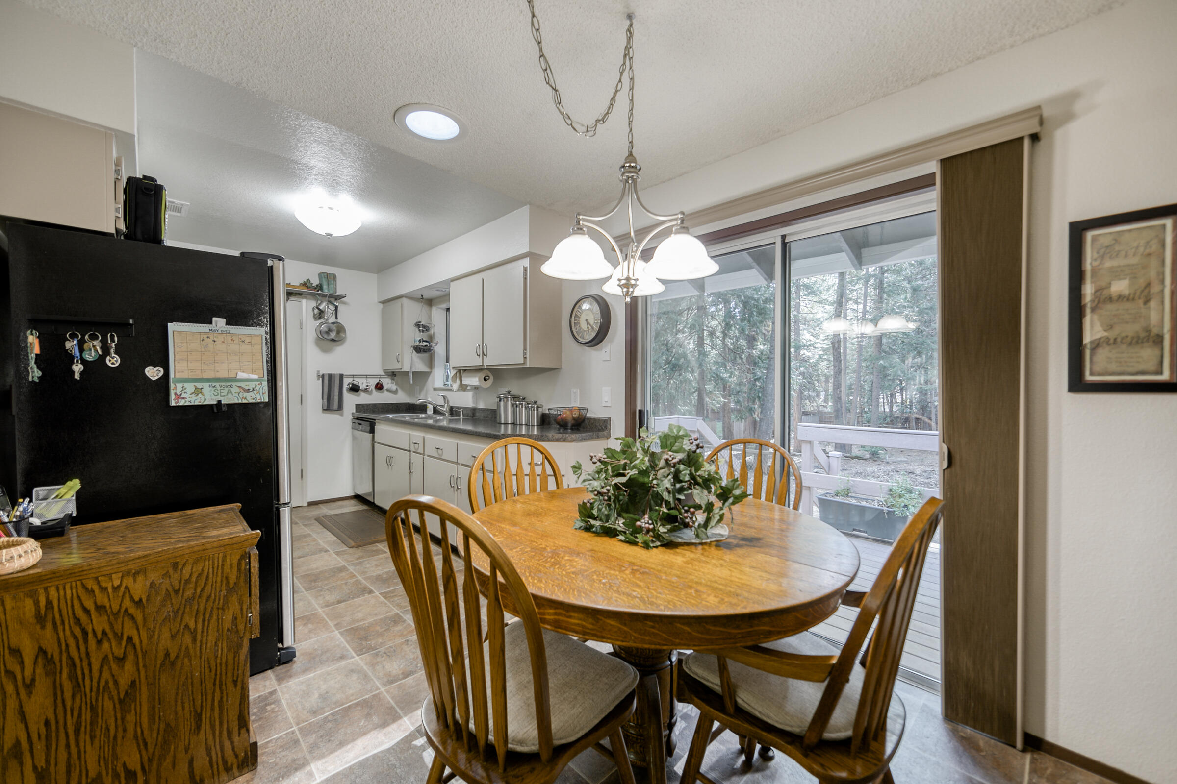 8457 Starlite Pines Road Shingletown, CA 96088 - Photo 7 of 28 Dining Area