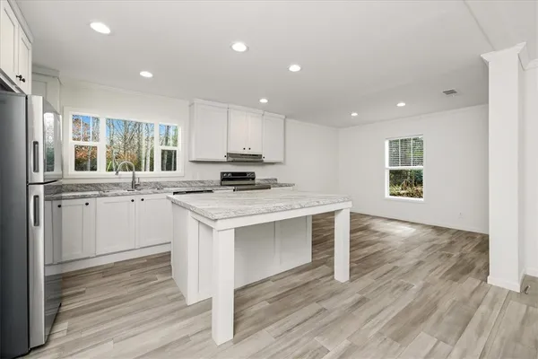 $214,000 | 295 North Davis Drive, Fair Play, SC 29643