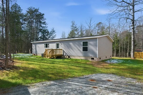 $214,000 | 295 North Davis Drive, Fair Play, SC 29643