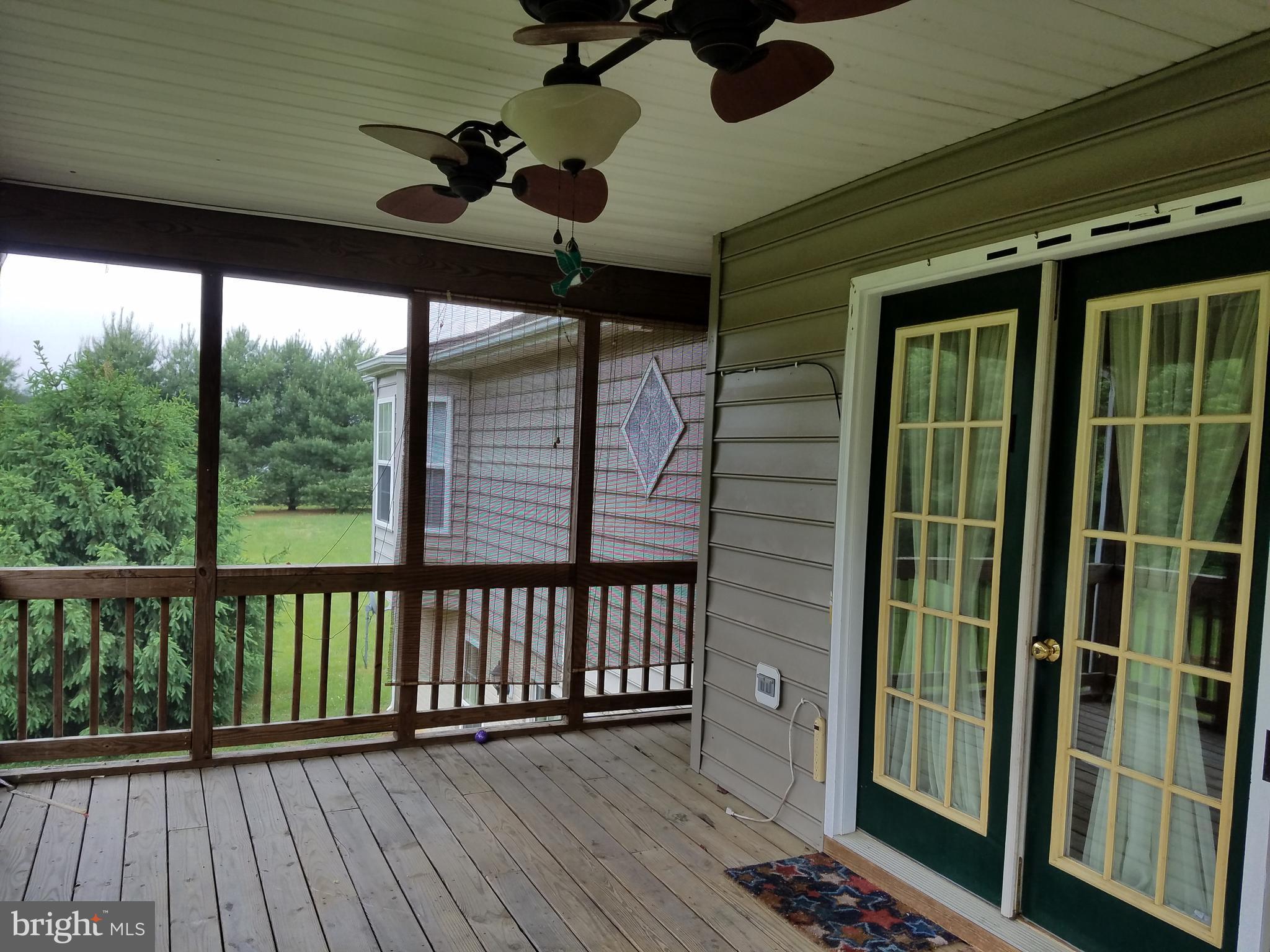 13837 Post Oak Road Spotsylvania, VA 22551 - Photo 7 of 30 View Screened Porch