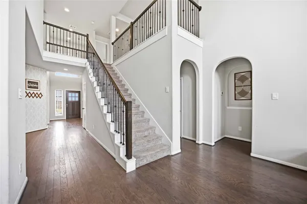 $579,999 | 7606 Cottonwood Falls Drive, Spring, TX 77379