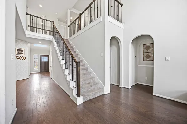 $579,999 | 7606 Cottonwood Falls Drive, Spring, TX 77379