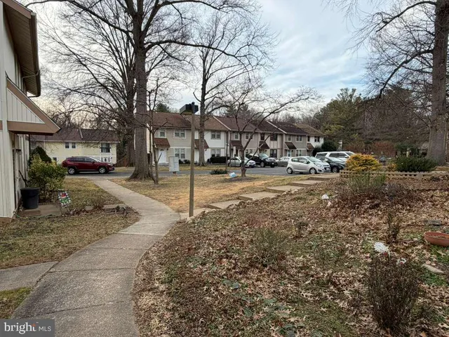 $2,499 | 5421 Crossrail Drive, Burke, VA 22015