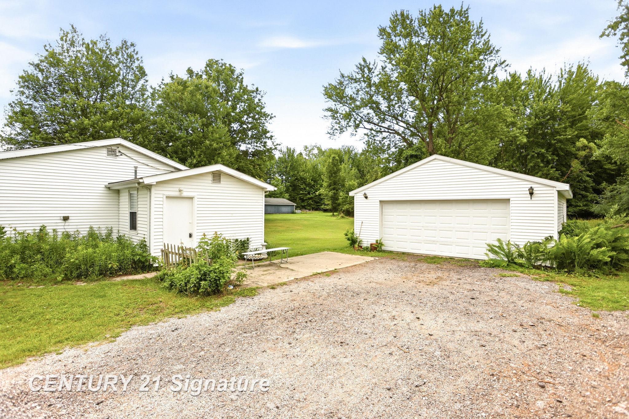 12097 Swan Creek Road Saginaw, MI 48609 - Photo 21 of 28