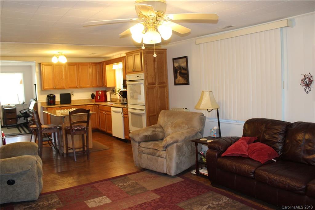 71 Whitehead Road Hendersonville, NC 28792 - Photo 3 of 31