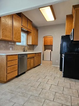 $325,000 | 480 Alemar Way, Yuba City, CA 95991