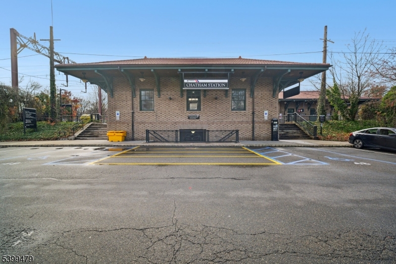 246 Main Street, Unit 305 Chatham, NJ 07928 - Photo 27 of 28