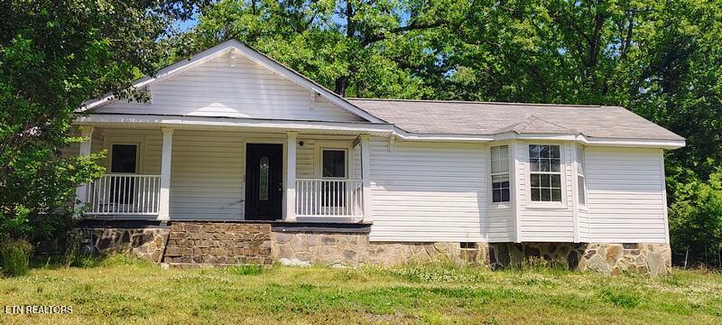1421 Garrison Road Dayton, TN 37321 - Photo 1 of 10 front