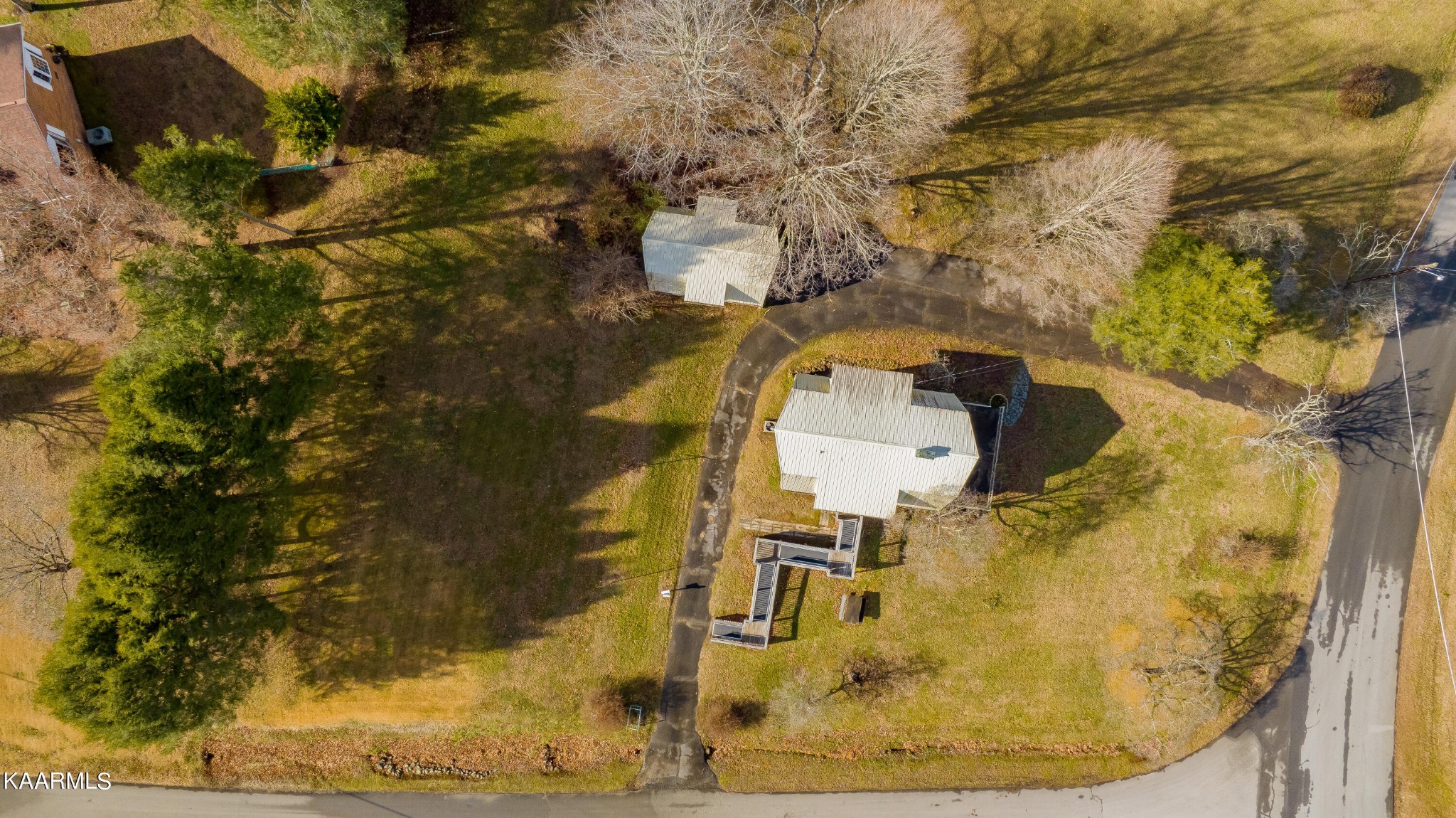 7744 Chestnut Hill Road Townsend, TN 37882 - Photo 3 of 47 Gallery Image 3
