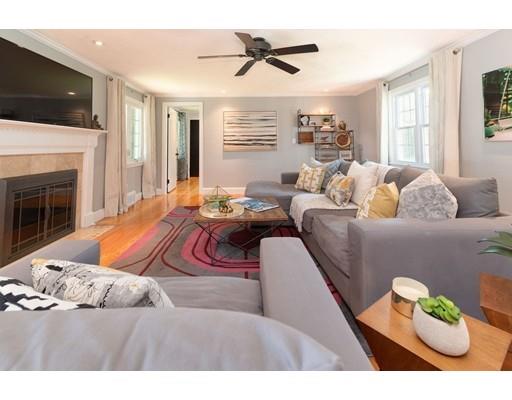 8 Laurel Road Lynnfield, MA 01940 - Photo 15 of 31