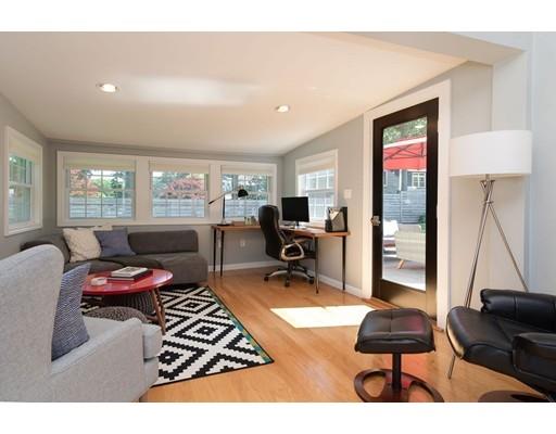 8 Laurel Road Lynnfield, MA 01940 - Photo 21 of 31