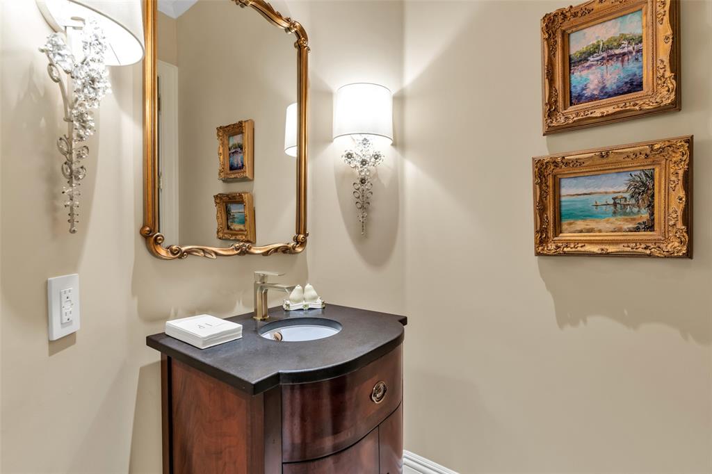 8511 Edgemere Road, Unit 201 Dallas, TX 75225 - Photo 33 of 40