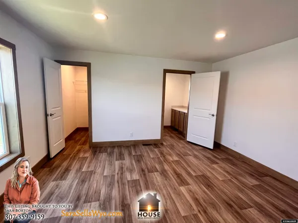 $92,000 | 401 South Russell Avenue, Douglas, WY 82633