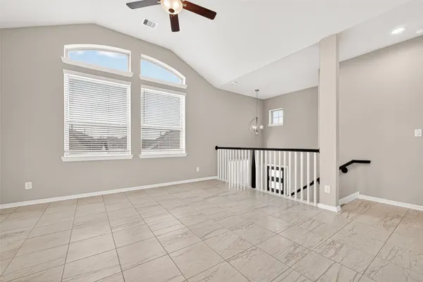 $2,500 | 9442 Starlight Oak Drive, Missouri City, TX 77459